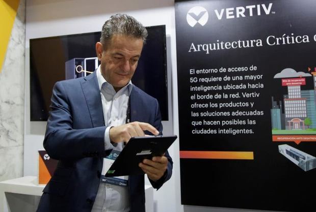 El vicepresidente y gerente general de Vertiv para Latinoamérica, Fernando García, asiste hoy, jueves a la segunda jornada del XXXIV Congreso Internacional Andicom en Cartagena (Colombia).