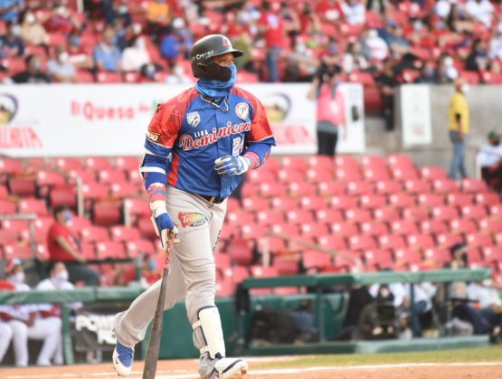 Dominicana vence a Panamá y continúa liderato en Serie del Caribe.