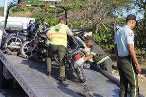 Digesett retiene 50 motocicletas modificadas para carreras clandestinas