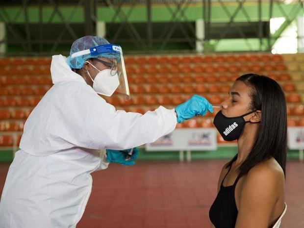 Las 'Reinas del Caribe' se someten de nuevo a pruebas para detectar la Covid.