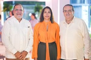 Alejandro Jovine, Josefina Pichardo y Angel García.