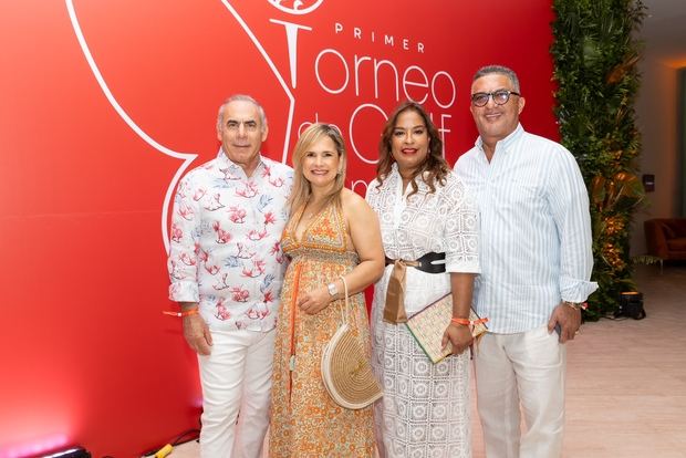 Emilio Hasbún, Anneris Rodríguez, Neolfis Valdez y Edwin Dominici.