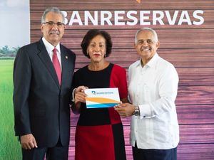 Banreservas dispone RD$6 mil millones para financiar la próxima cosecha de arroz