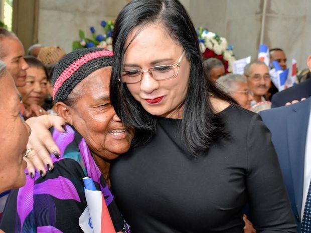 Licenciada Nathali María, directora ejecutiva del Consejo Nacional de la Persona Envejeciente (Conape).