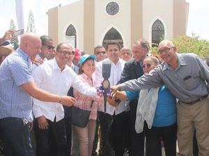 Alcalde David Collado dejó iniciado los trabajos que elevarán verja perimetral en todo el cementerio Máximo Gómez.