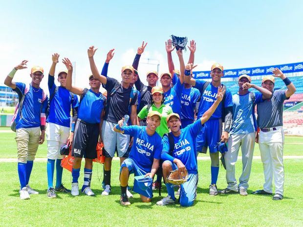 Inician Copa Infantil Rica en Santo Domingo