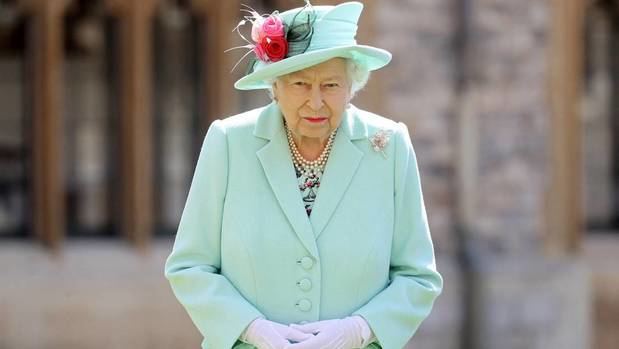 La corona británica, ante el riesgo de perder apoyo de excolonias por racismo.
