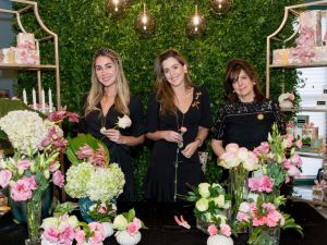  Antonia Ramos, Cristina Pérez y Tania Pittaluga de Pérez.