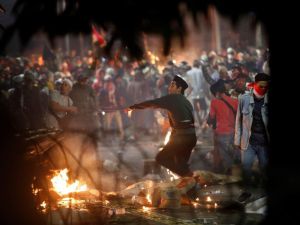 Se elevan a 257 los detenidos en Indonesia tras segunda noche de disturbios
 