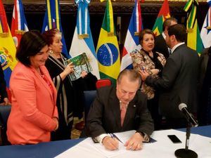 Ministros de Cultura de América Latina y el Caribe acuerdan dar mayor impulso a las redes de bibliotecas