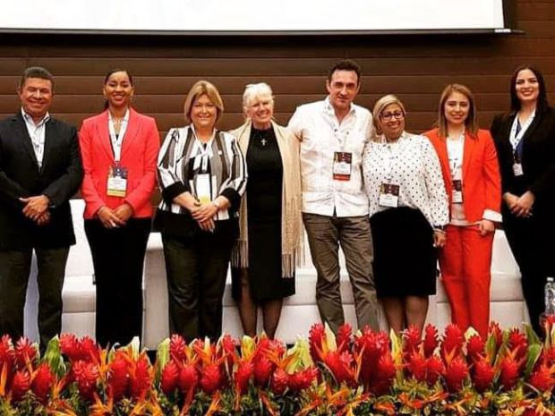Participantes de la 5ta edición de la Cumbre de Cruceros de Centroamérica llevada a cabo en Costa Rica.
