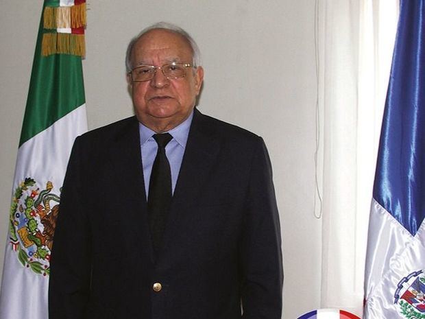 Embajador Alejandro González Pons.
