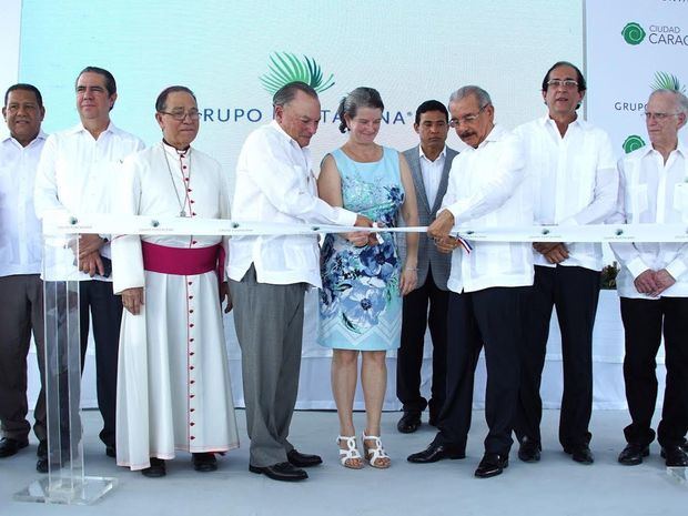 Corte de cinta y presentación formal Ciudad Caracolí.