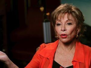 Isabel Allende: la resistencia al inmigrante es condición humana