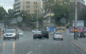 Onamet anuncia que continuarán las lluvias en el interior 