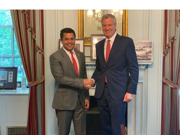 Alcalde de Santo Domingo David Collado y el alcalde de Nueva York Bill De Blasio.