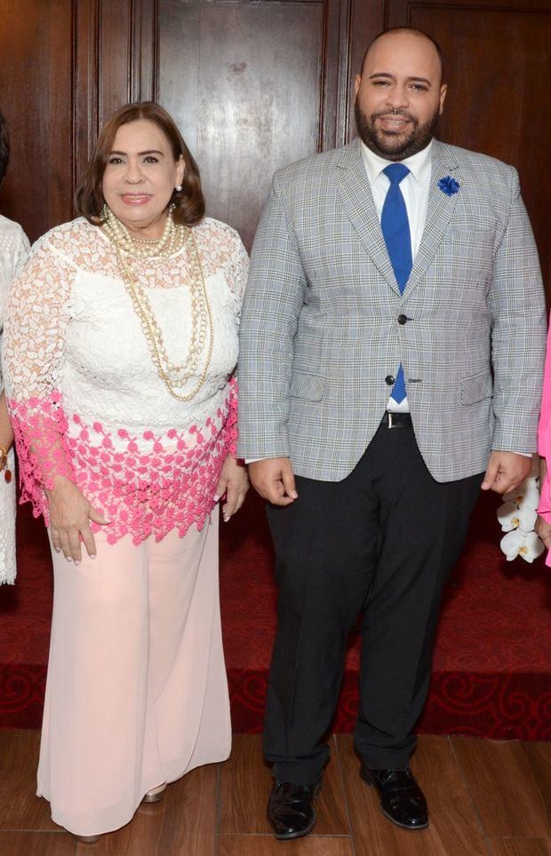 Mirna Pimentel y José Gregorio Calderón.