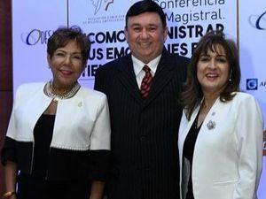 ADME celebra con éxito conferencia: “Cómo administrar tus emociones en tiempos de Crisis”