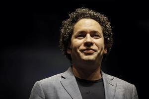 Dudamel regresa al Hollywood Bowl con Christina Aguilera y más artistas