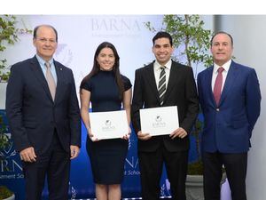Barna Management School hace entrega de “Becas a la Excelencia” como parte de su compromiso social
 