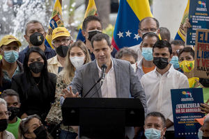 EE.UU. reitera a Guaidó la importancia de retomar las negociaciones con Maduro