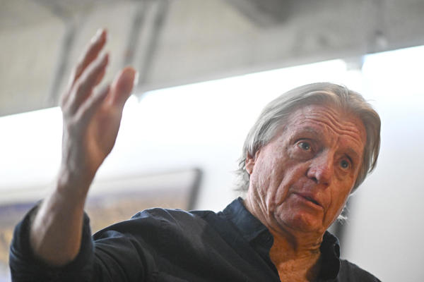 El secretario general de la Organización del Tratado de Cooperación Amazónica (OTCA), Martín Von Hildebrand, fue captado este 31 de octubre, durante una entrevista con EFE, en la sede de la organización, en Brasilia (Brasil).