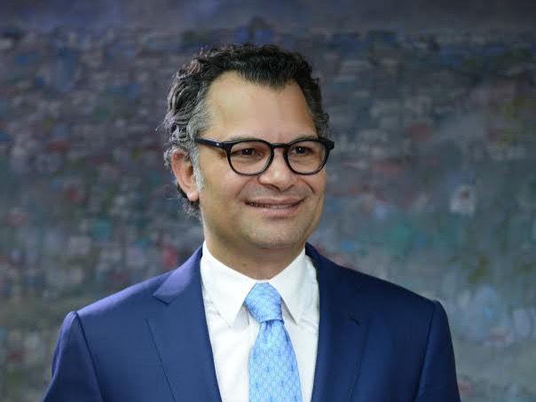 Alberto Cruz, Presidente de Excel.