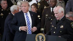 Donald Trump extiende la emergencia nacional antiterrorista emitida tras el 11S