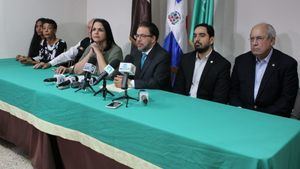 Alianza País califica de error declarar emergencia solo en el este por Dorian