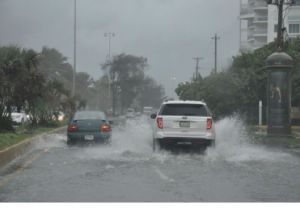 Las lluvias causan la alerta en 21 provincias; hay 10 acueductos colapsados