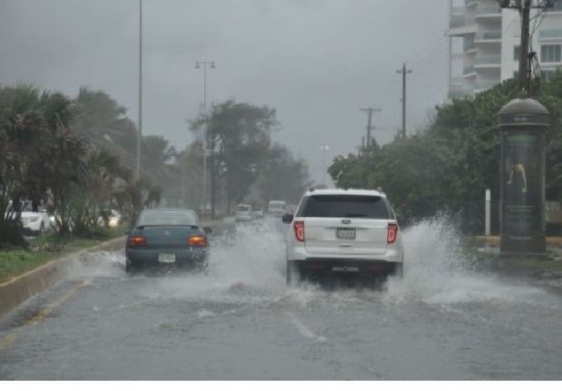 Lluvias en Santo Domingo.