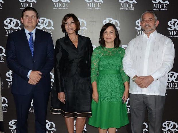 Andrés Marranzini, Thelma Martínez, Fabeth Martínez, Roberto Henríquez.