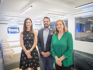 Rosa Mary Rodríguez, Farid Attias y Virginia de Attias.