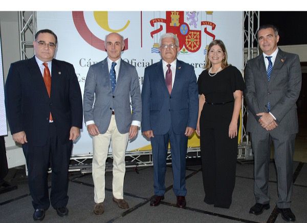 Marcos Cochón, Alejandro Abellán García de Diego, Angel Baliño, Ana Adela Vásquez y Juan Antonio García.