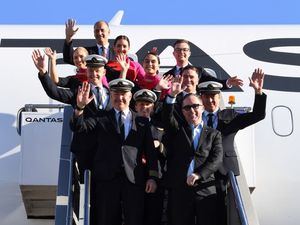 Qantas finaliza el ensayo del vuelo comercial más largo, de Nueva York a Sídney