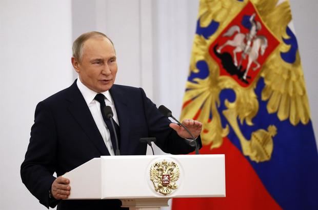 Putin admite a Guterres que la situación en Mariúpol es 'trágica'