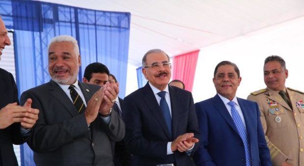 Presidente Medina inaugura nuevo Helipuerto de Santo Domingo 
