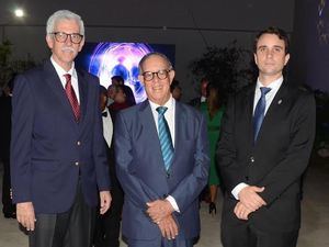 Víctor Macarulla, José Albulquerque y David Leugedo Torre.