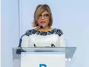 La directora general de Sostenibilidad y Responsabilidad Social de Banreservas, Juliannie Guerrero, en su discurso de bienvenida durante el Tercer Desayuno de Sostenibilidad y Responsabilidad Social 2019.