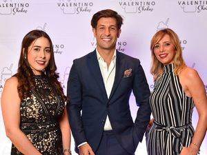 Alexandra Villalobos, Juan Galicia y Eva Luiggi.