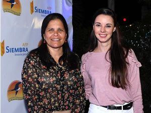 Mabel Rodríguez y Anna Lizarán.