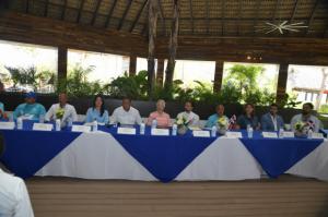Clúster Turístico de Puerto Plata firma acuerdo para promover la sostenibilidad ambiental