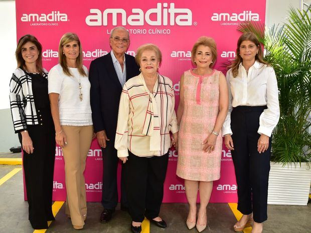 Aimee Gonzalez, Jacqueline Gonzalez, Octavio Gonzalez, Amada Pittaluga, Patricia Gonzalez de Berges, Pilar Gonzalez