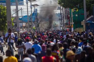 Al menos un muerto en manifestaciones de la oposición contra el presidente Haití­