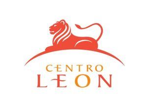 Centro León invita | Conversatorio | La moda y los medios