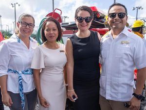 Alma de Villa, Claudia Márquez, Carolina Valentín y Alain Velásquez.