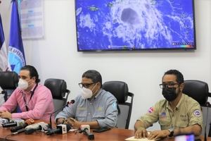 Colocan en alerta verde al Distrito Nacional y a 12 provincias por vaguada