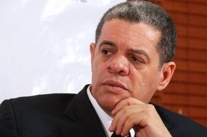 Ministro Amarante Baret renuncia a Interior y Policía para aspirar Presidencia