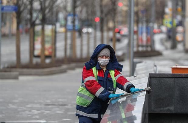 Rusia sumó en las últimas horas por primera vez más de 2.000 casos de la COVID-19.
