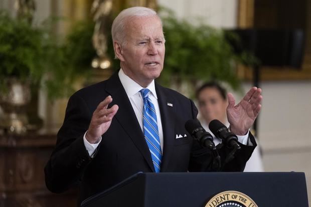 El presidente de Estados Unidos, Joe Biden, habla en conferencia de prensa en la Casa Blanca, en Washington, EE.UU.